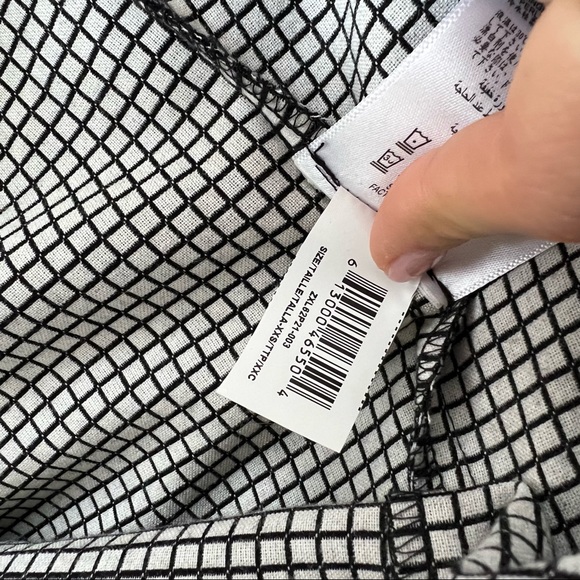 NWT BCBGeneration Black White Checkered Shift Dress. Size XXS - Picture 10 of 10